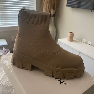 Stylish Tan Ankle Boots